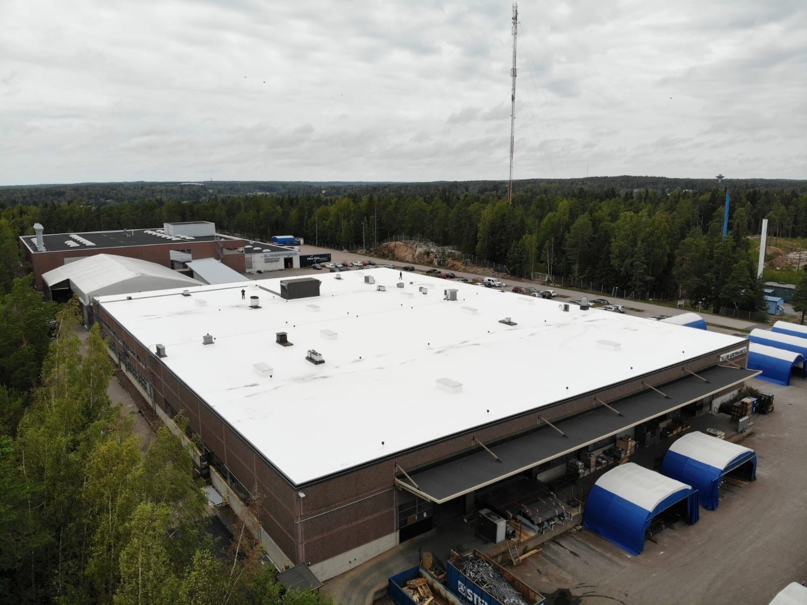 Membrane d'étanchéité haute réflexion - RENOLIT ALKORPLAN Bright_3