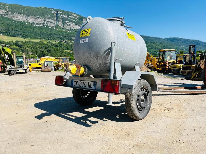 Cuve 500L sur remorque TR0500L_3