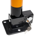 Barrière rabattable de 33 cm de hauteur et 81 cm de longueur pour gestion de stationnement