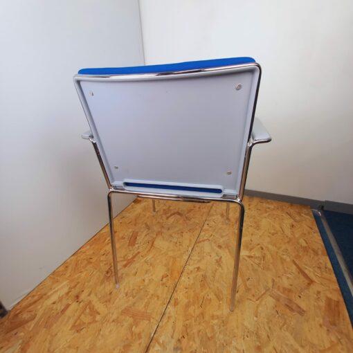 Chaise visiteur Telly Eurosit d'occasion - structure 4 pieds en métal, empilable, design élégant, dossier polypro_3