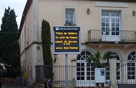 Elaris Premium - Journal lumineux Charvet Industries - Très grand angle de lecture 170° - Diodes haute luminosité - Programmation facile par Internet_3