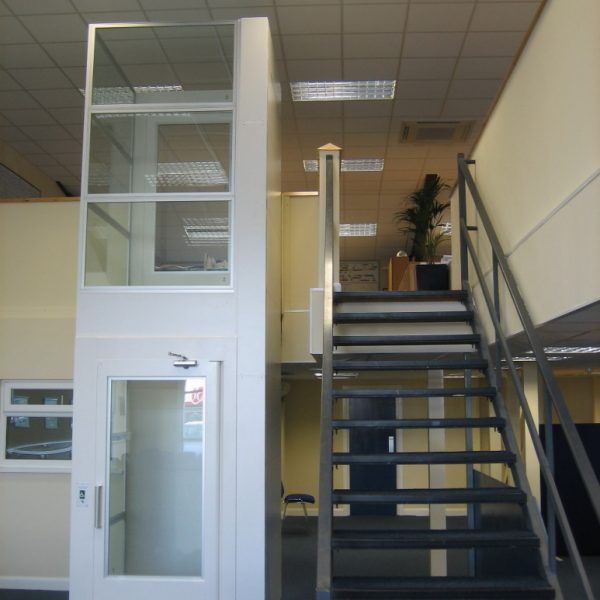 Plateforme elevatrice en pylone sans fosse : aritco 7000_3