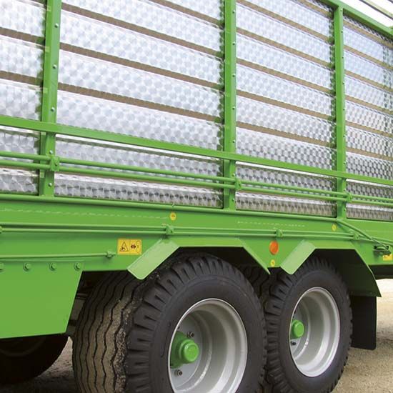 Giunone - Autochargeuses faucheuses Bonino - Capacité de chargement de 20 à 46 m³ - Puissance requise 80/100 hp 4WD_3