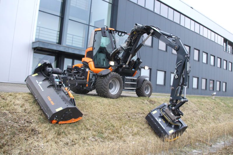 TDS Broyeur forestier - TMC Cancela - largeur de travail 160-220 cm - puissance mécanique 70-100 HP_3