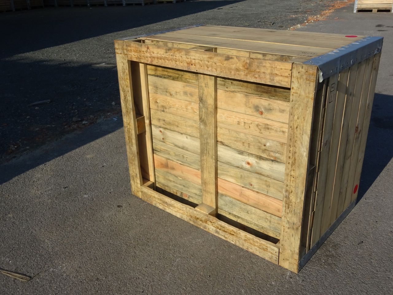 Caisse en bois pour stockage de bois de chauffage