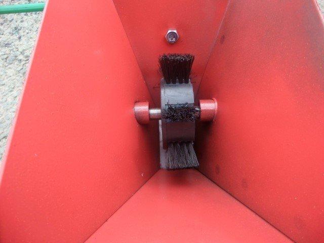 Semoir maraîcher / légumier NC 1 rang manuel - Pour graines de 2 à 18mm - En occasion_3