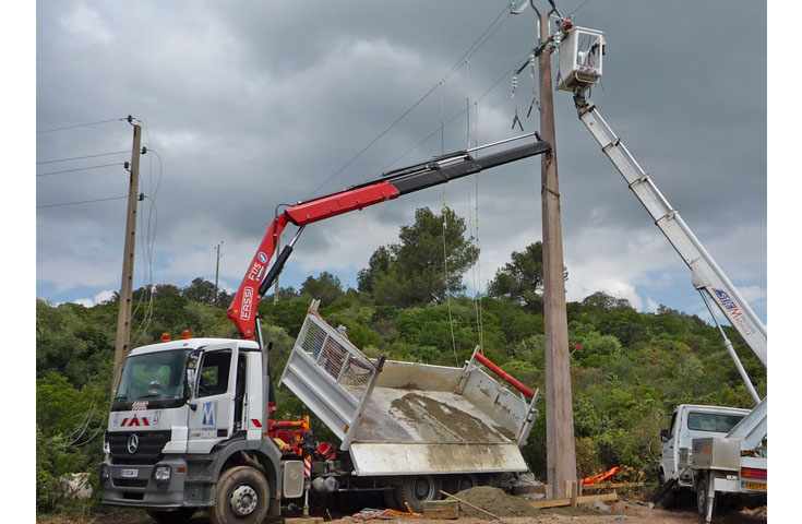 Grue auxiliaire Fassi F175A Active - Capacité de levage jusqu'à 17,0 tm - Bras hydraulique jusqu'à 18,70 m avec jib_3