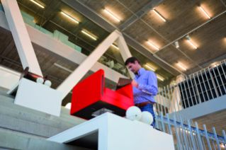 Groupe d'eau glacée EWAD-TZPRB - Daikin - condensation par air - très haute efficacité et faible niveau sonore_3