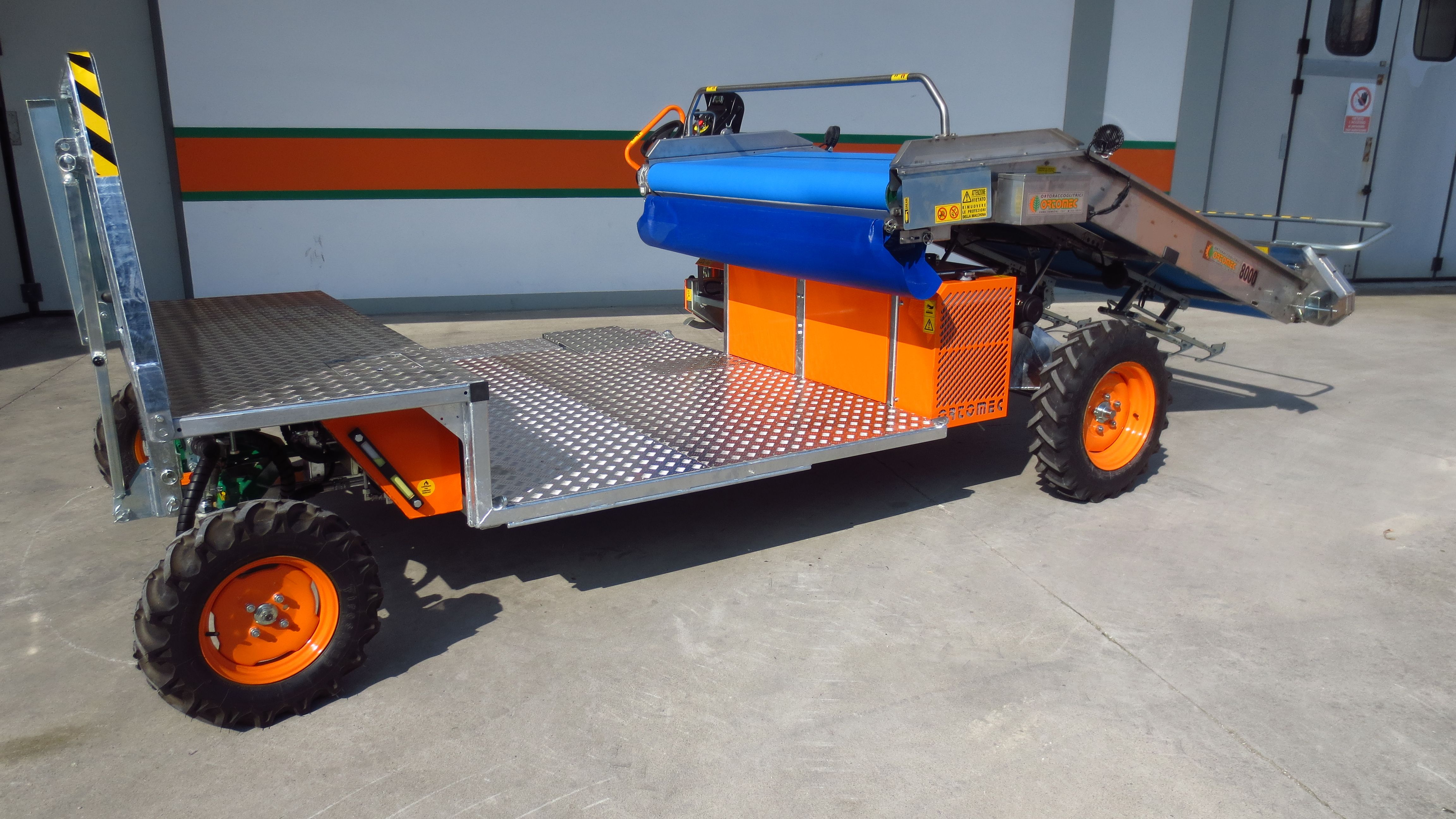 Récolteuse automotrice sur roues 8000 Foglia - Ortomec Srl - largeur de tête de récolte 120 à 180 cm - pour jeunes pousses, roquette, épinards_3