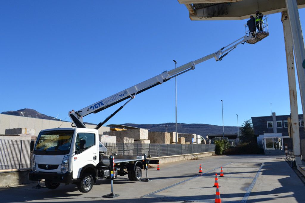 B-lift 20 j camion nacelle - cte - 20 m_3