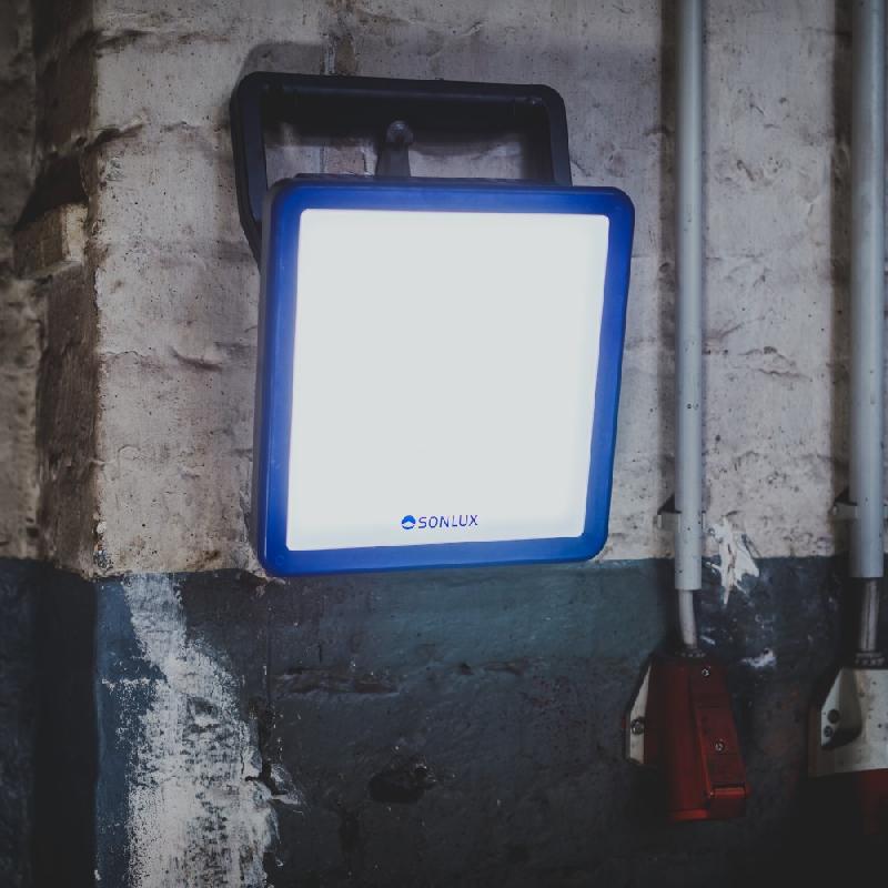 Projecteur de chantier LED à batterie - Gladiator SLI B18V, 4000 lm, Bosch 18V, garantie 3 ans_3