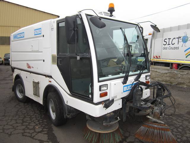 City cat 5000, balayeuse avec climatisation et haute pression