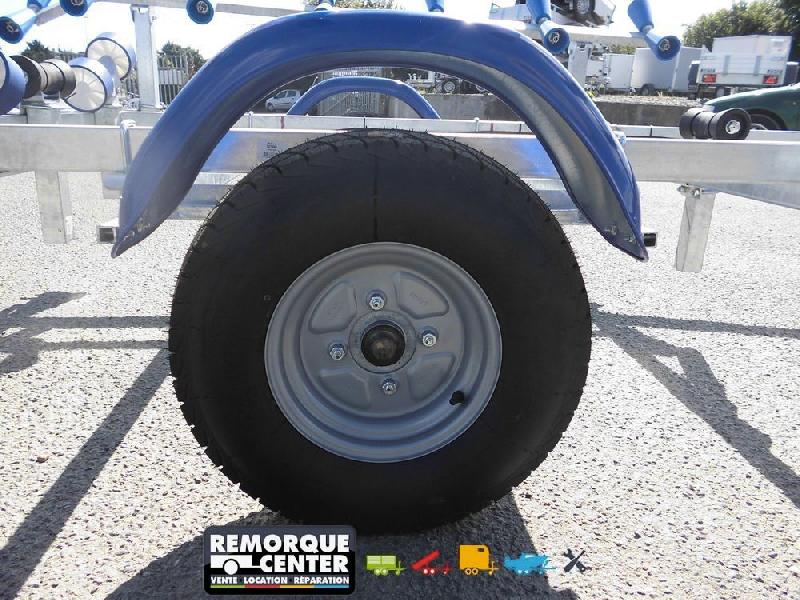 Porte-bateau pneumatique - SW265 - PTAC : 500Kg - 1 essieu - Référence D2413 - Patins_3