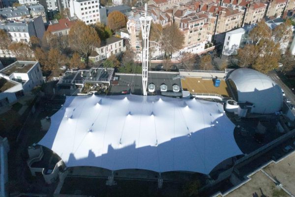 Abris piscine sur mesure - Couverture de qualité avec toile Serge Ferrari - Normandie Structures_3