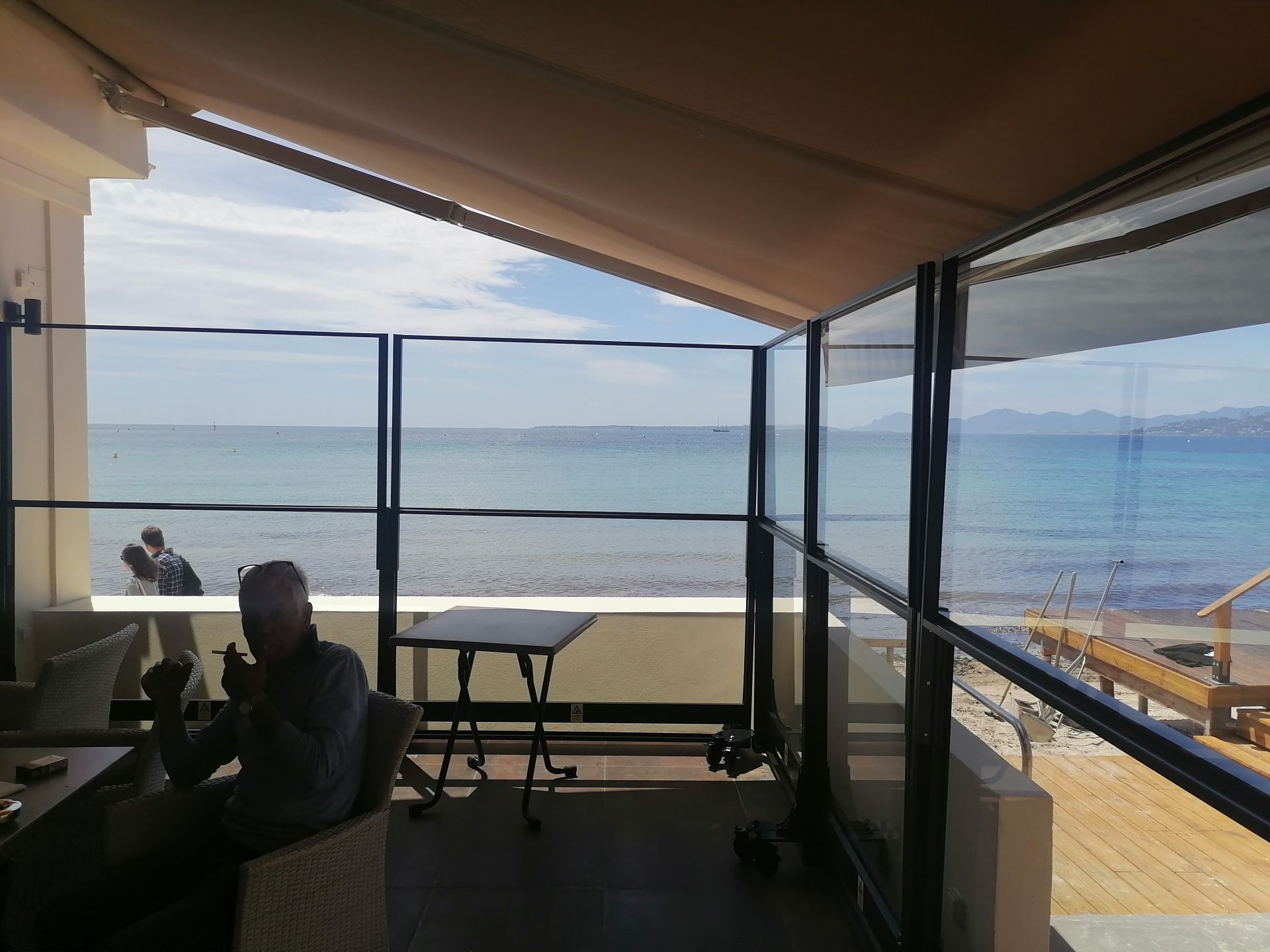 Solution mobile pour cloisonnement extérieur