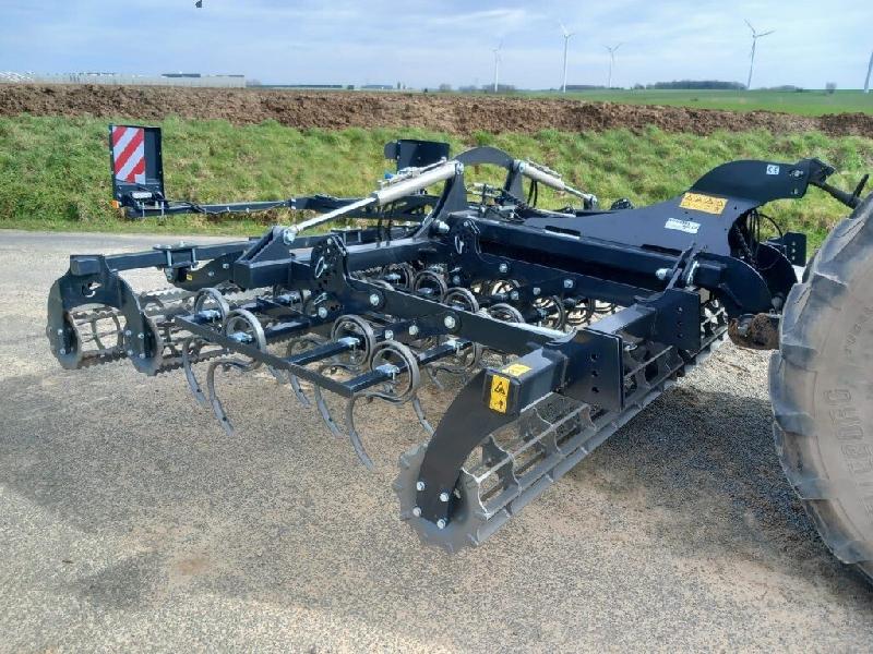 Vibroculteur NC AT 4.0m - Occasion - Repliage hydraulique et rouleau barre renforcé_3