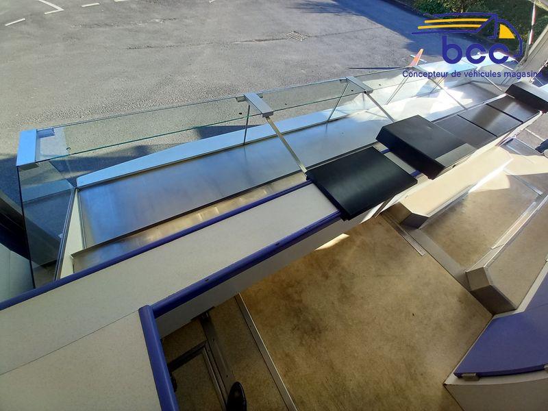 Camion boucherie charcuterie 6m - Vitrine réfrigérée 5m45 + réserves froides GN - 1044_3