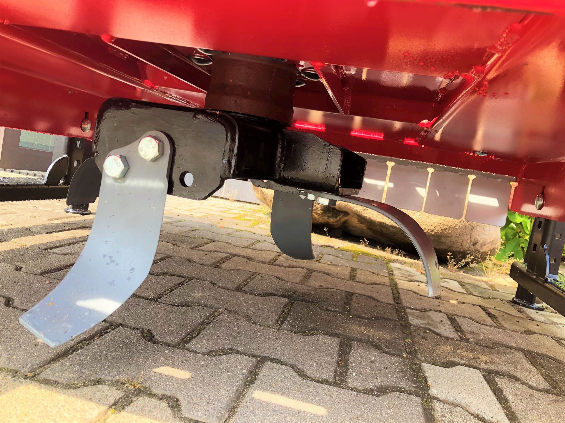 Dessoucheuse de baies KRET - JAGODA JPS - Broyeur de souches et racines pour arbustes à baies, profondeur de coupe 18 cm_3