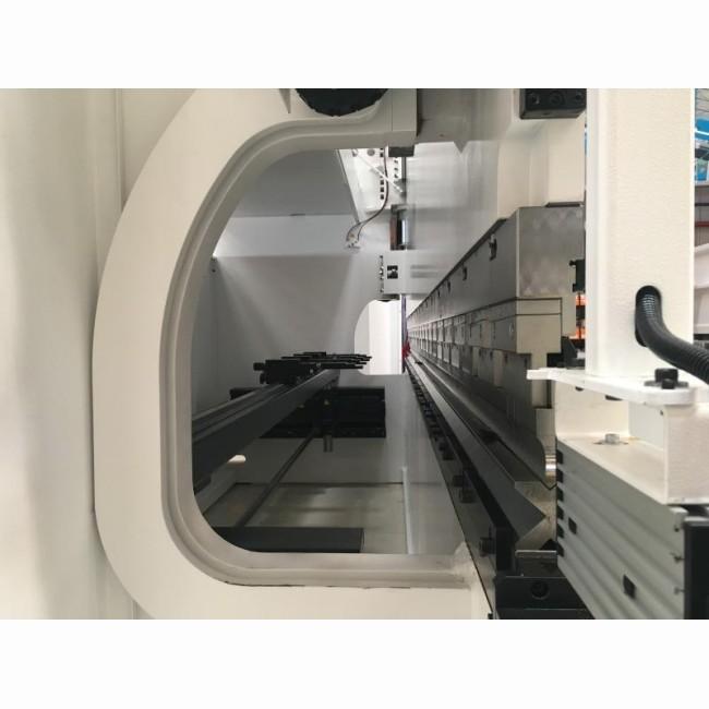 Presse plieuse hydraulique conventionnelle à commande numérique ADFORM - APH de 1250 mm à 4100 mm - 40T à 300T_3