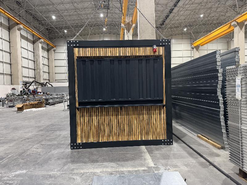 Conteneur de vente modèle IMBISS HOLZ - Isolation thermique - 14.4m² - 3 trappes de vente_3