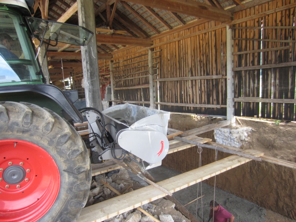 Godet malaxeur à vis Modularis pour petits et moyens porteurs - Discri SPRL_3