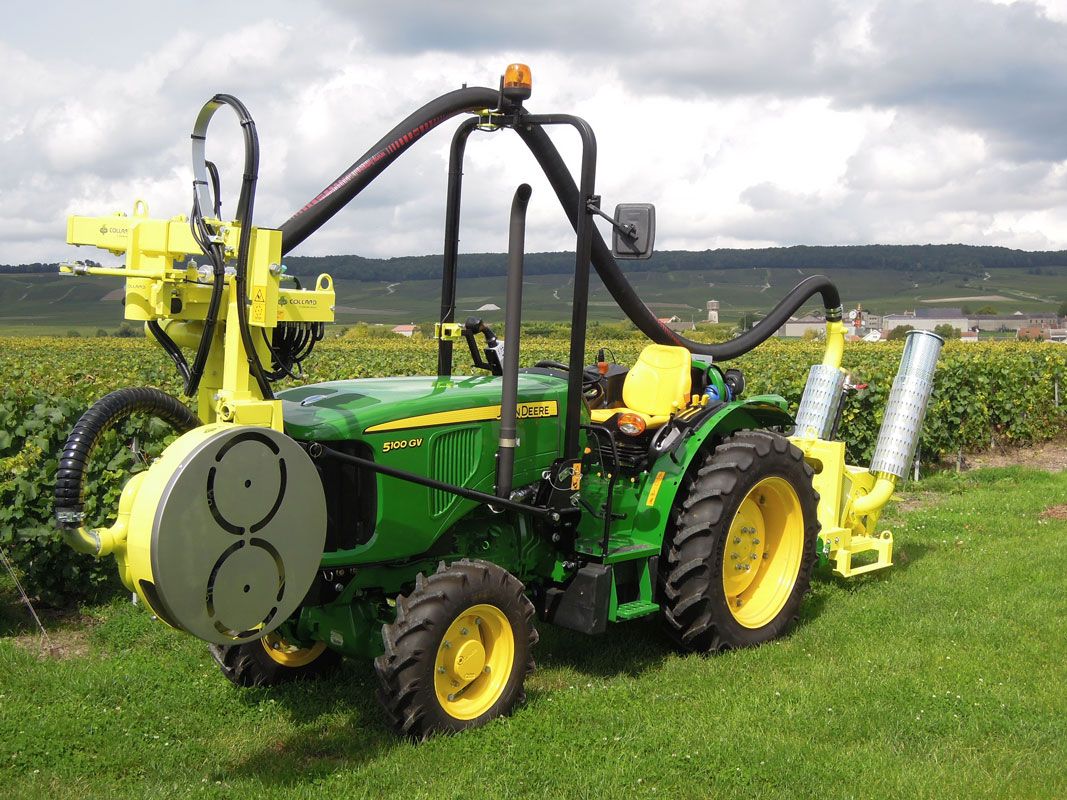 Effeuilleuse 1 ½ rang - ETS Colard - pour vignes larges et vignobles étroits, réversible et adaptable_3