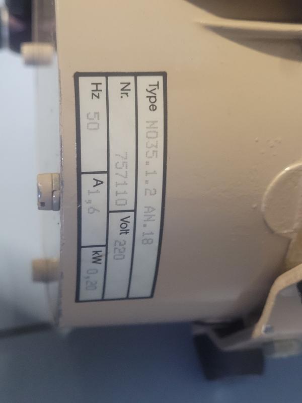 Pompe à vide à membrane KNF N035.1.2AN.18_3