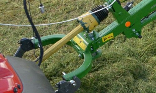 R 68-78 - andaineurs à andain central - mchale - 6.8m à 7.8m_3