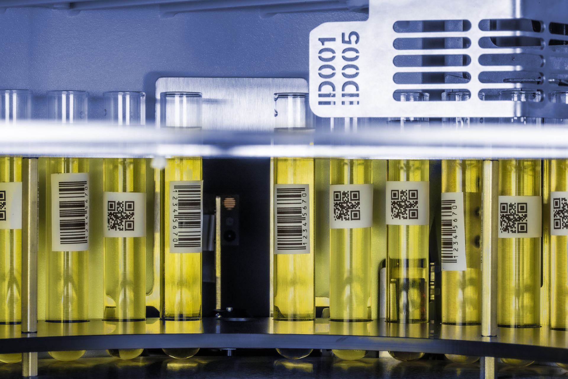 Changeur multi-échantillons avec rinçage et séchage : Xsample 5200_3