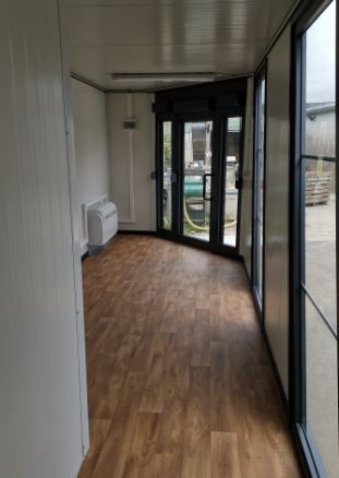 Bureau modulaire de vente - 2 modules design avec options palier, rampe PMR et équipements - L.6.09m x l.9.68m_3