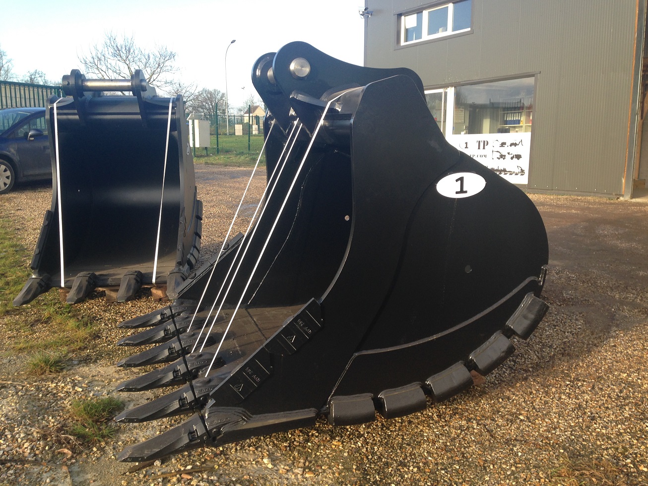 Godet xhd démolition pelle de 30 à 75 tonnes_3