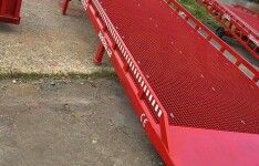 AUSBAU-STB - Rampe de chargement fixe avec plate-forme horizontale - AV-EXIM - structure métallique inclinée_3