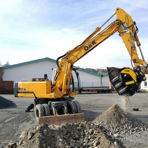 Godet concasseur BF80.3 S4 pour pelles hydrauliques_4