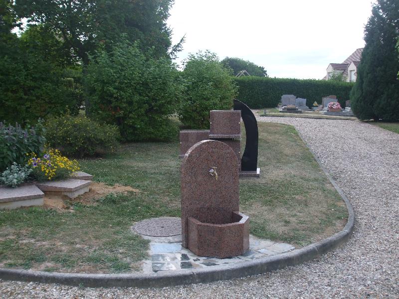 Fontaine & Lave Main en Granit pour Espaces Cinéraires_3