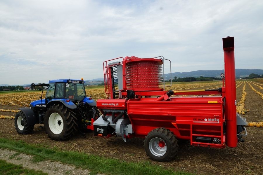 Récolteuse de pépins de citrouilles KE 3000 - Moty GmbH - 1 à 1,2 ha/h - 88 kW - Haute capacité et nettoyage en profondeur_3