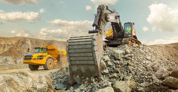 Volvo EC750E conçue pour des performances supérieures sur chantier