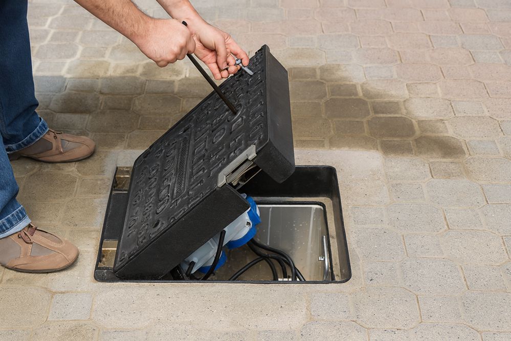 Vm03 - borne de distribution d'energie - prises avec dispositif de verrouillage et protection générale max 63a_3