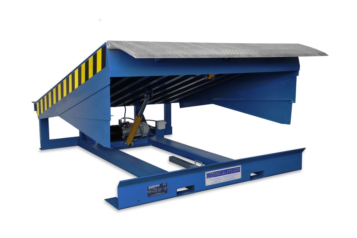 MSRH Niveleur de quai - Metalsystem - largeur 1800 à 2000 mm - lèvre rabattable en acier inoxydable ou galvanisé_3