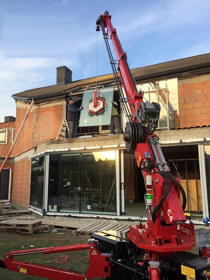 Hoeflon C4 - Mini Grue Multifonctionnelle - Capacité 1900 à 2150 kg - Électrique et/ou Carburant_3