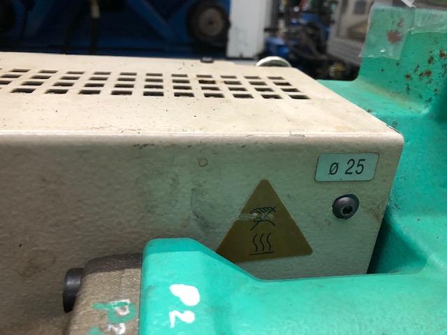 Machine de plastification avec volume d'injection de 59 cm³