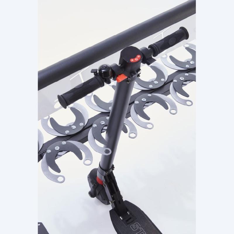 Range 12 trottinettes TrotiTom avec système antivol par pince_3
