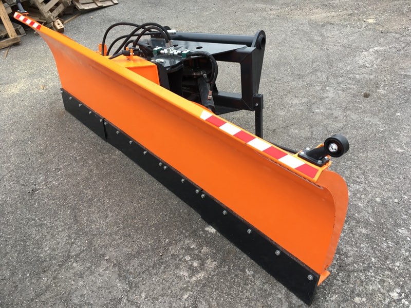 Ssh-04 2.2-manitou lame à neige avec attelage manitou_3