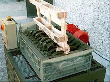 Système d’élévation avec plateau rotatif électrique