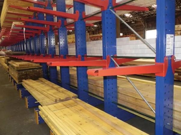 Rayonnages sur mesure, pour optimiser vos surfaces intérieures et extérieures_3