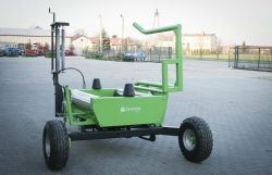 1504 - Enrubanneuse agricole Zagroda sp. Z o.O. Sp.K - 950 kg - Bras hydraulique, table à 4 rouleaux et autostop_3