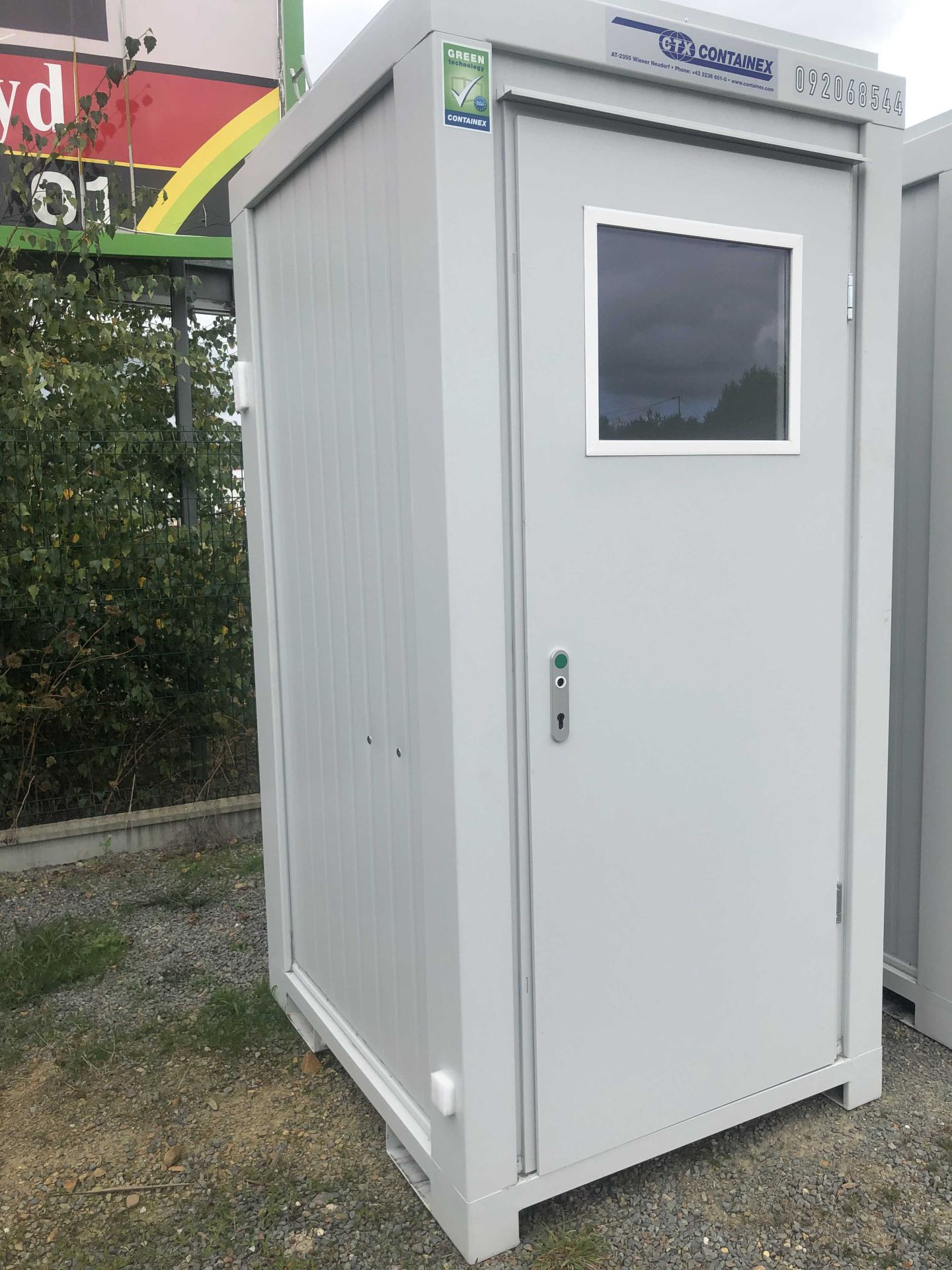 Bloc sanitaire préfabriqué avec ventilateur 183 m³/h