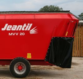 Mélangeuse agricole 1 vis verticale pour paillage précis