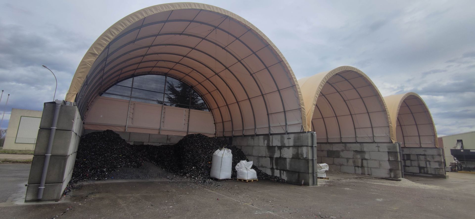 Bloc béton type Lego 160X80 ; 120X80; 80X80  pour bâtiment en dome_3