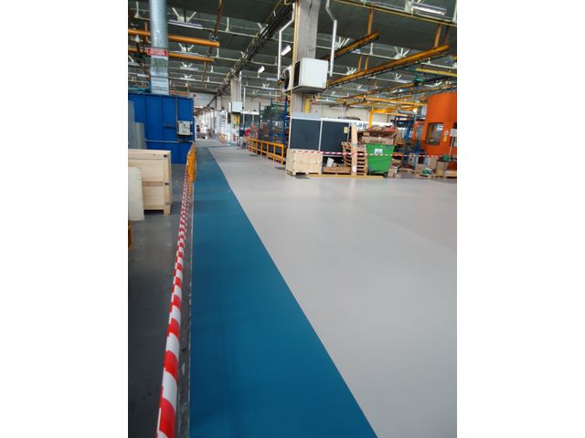 Dérochant et dégraissant béton - CIM 7 TLM - adapté industries mécaniques, garages, ateliers d'artisans_3