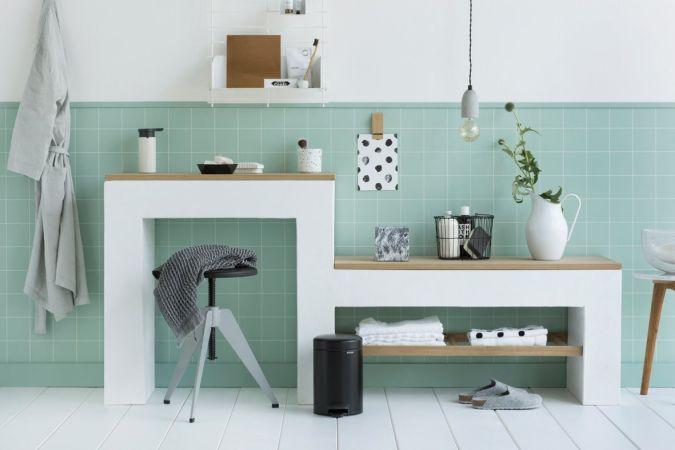 Poubelle à pédale newIcon - 3 litres - Matt Black - Compacte et écologique - Brabantia_3